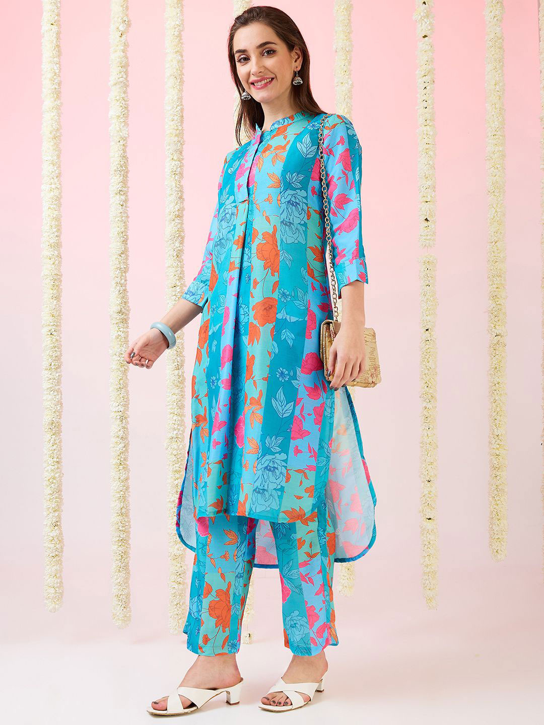 Globus Floral Print Mandarin Collar High-Low Hem Straight Kurta & Pants Fusion Set