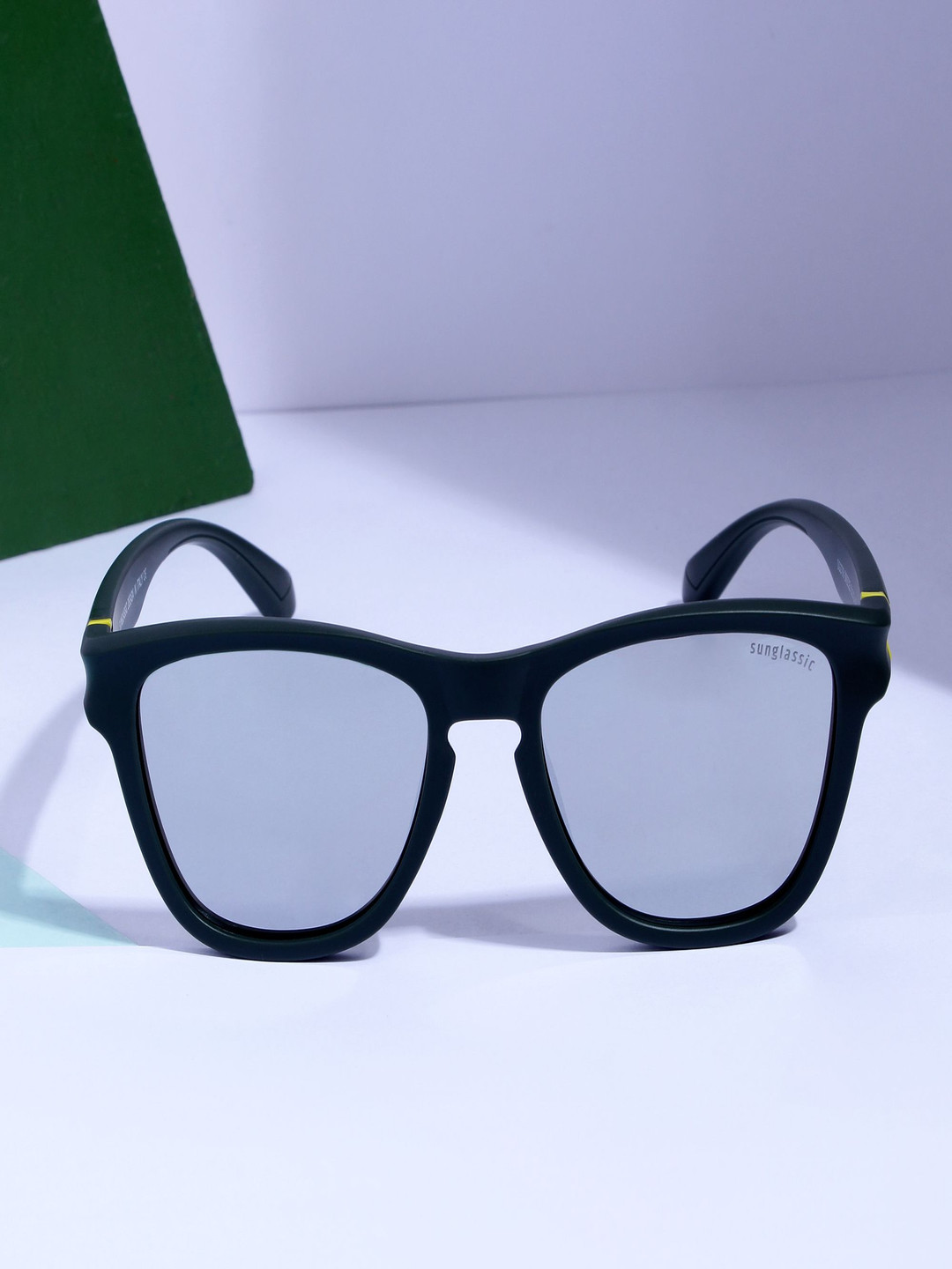 SUNGLASSIC Unisex Breeze Green Silver Mercury Polarized Round TR90 Sunglasses