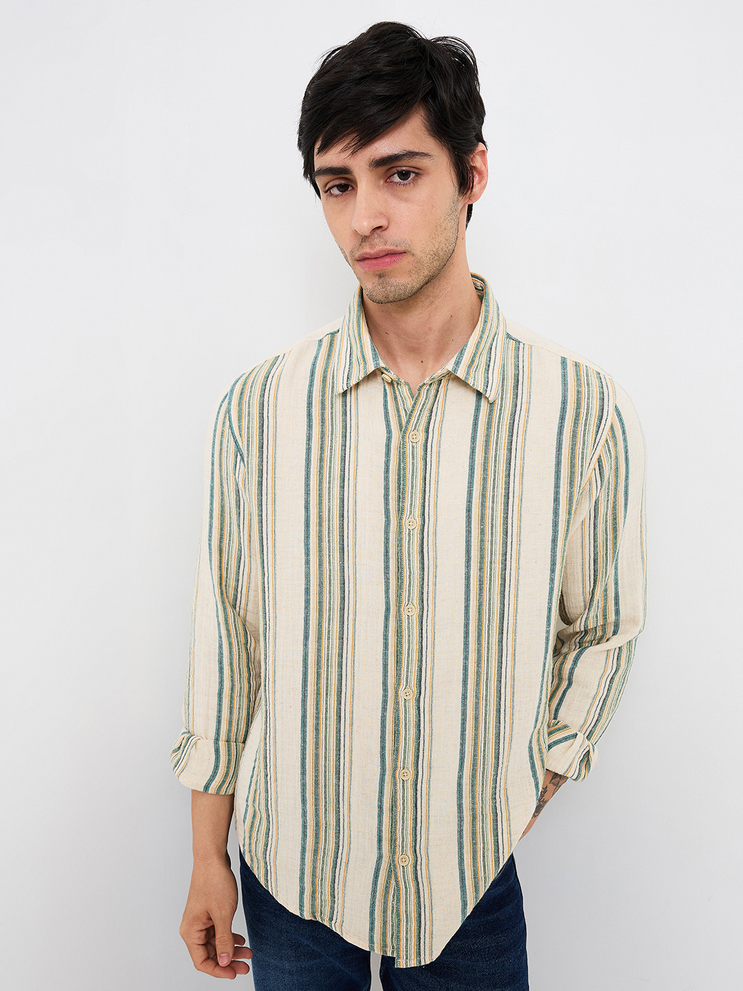 SPYKAR Men Spread Collar Vertical Striped Cotton Casual Shirt