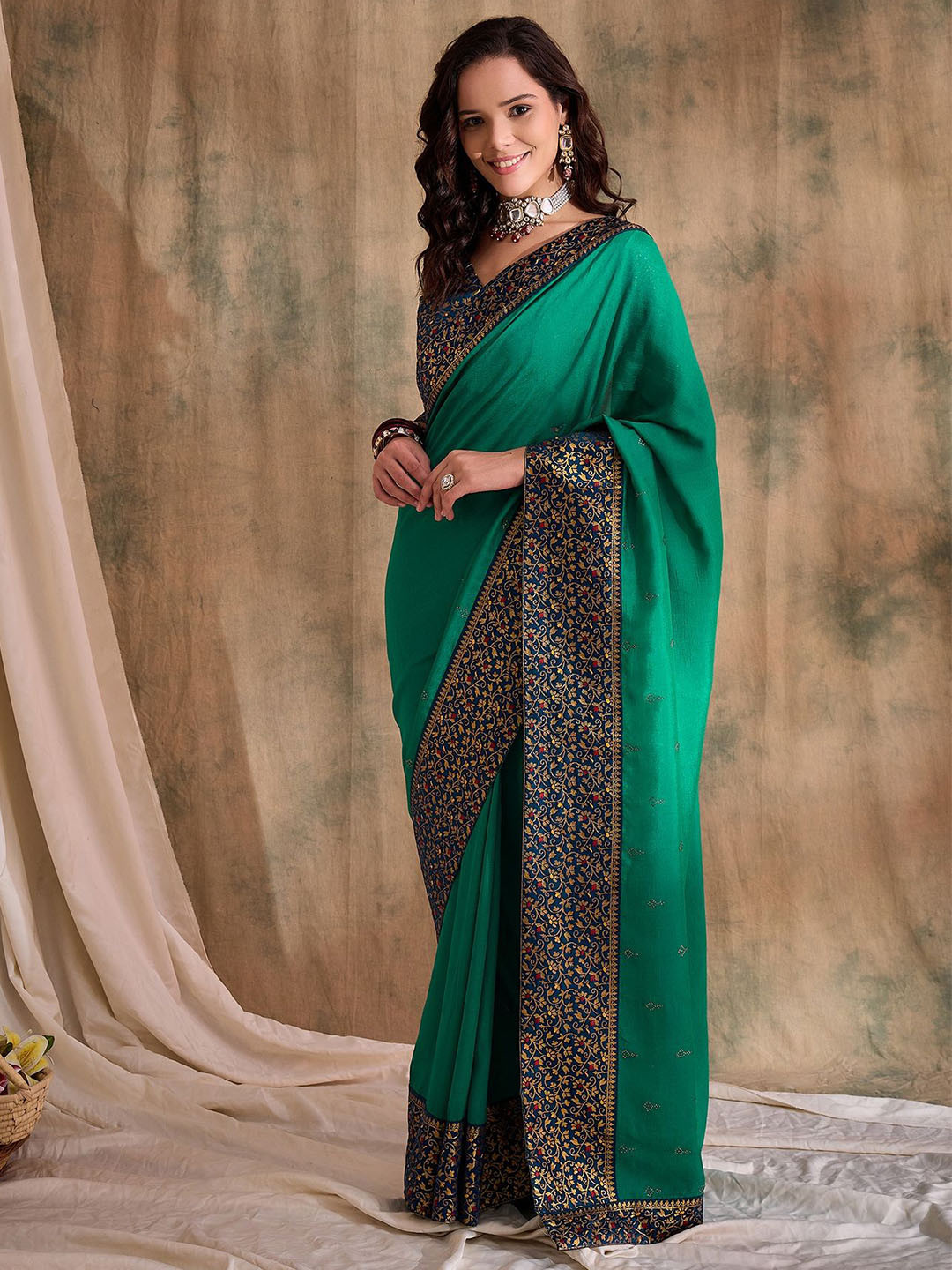 DEVATITHI Woven Design Zari Sea Green Vichitra Saree