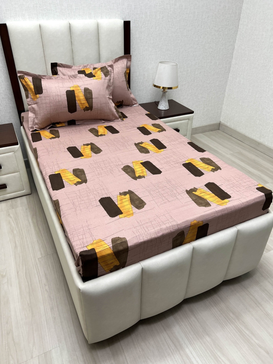 Pure Decor Pink Geometric Pure Cotton 220 TC Single Fine Bedsheet with 2 Pillow Covers-68 x 93 inches