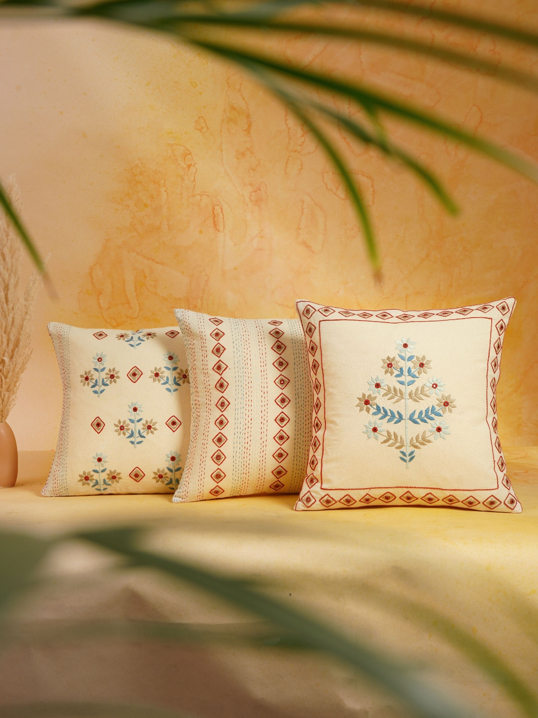 JAYPORE Cream And Red Geometric Cotton Square Cushion Cover