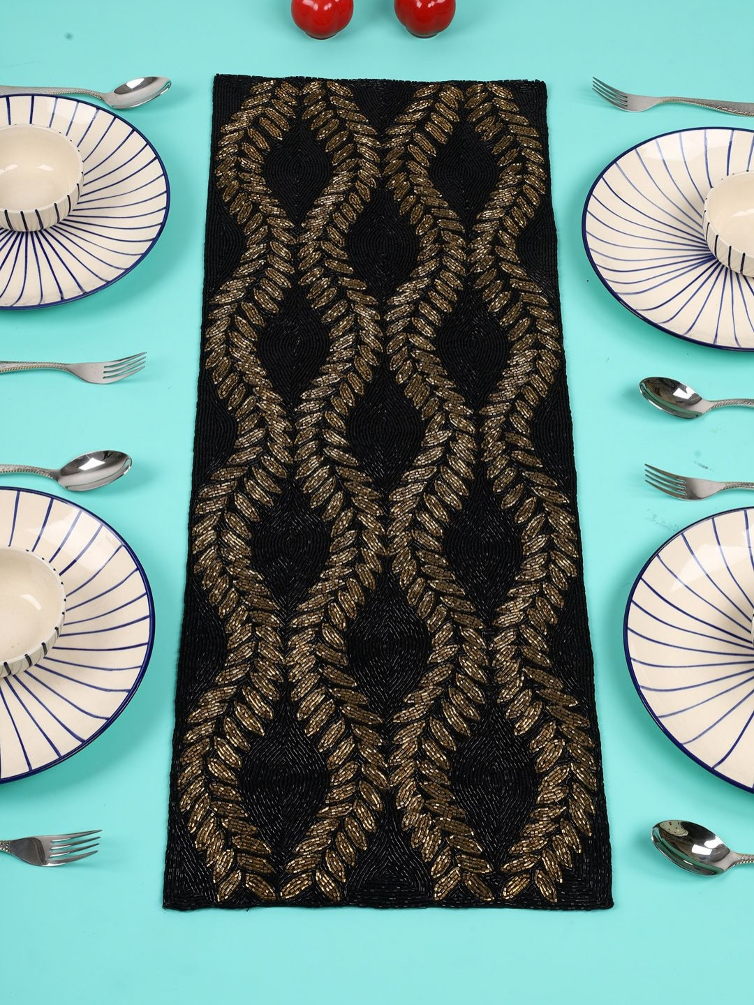 YWULY Black & Brown Floral Beaded Dining Table Runner