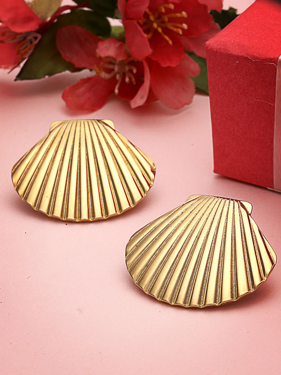 VOGUE PANASH Stainless Steel Gold-Plated Contemporary Shaped Drop Earrings