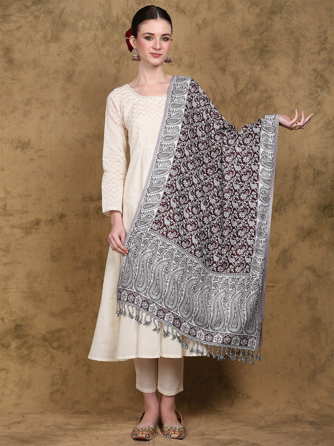 Exotic India Reversible Jamawar Stole with Woven Paisley Vine