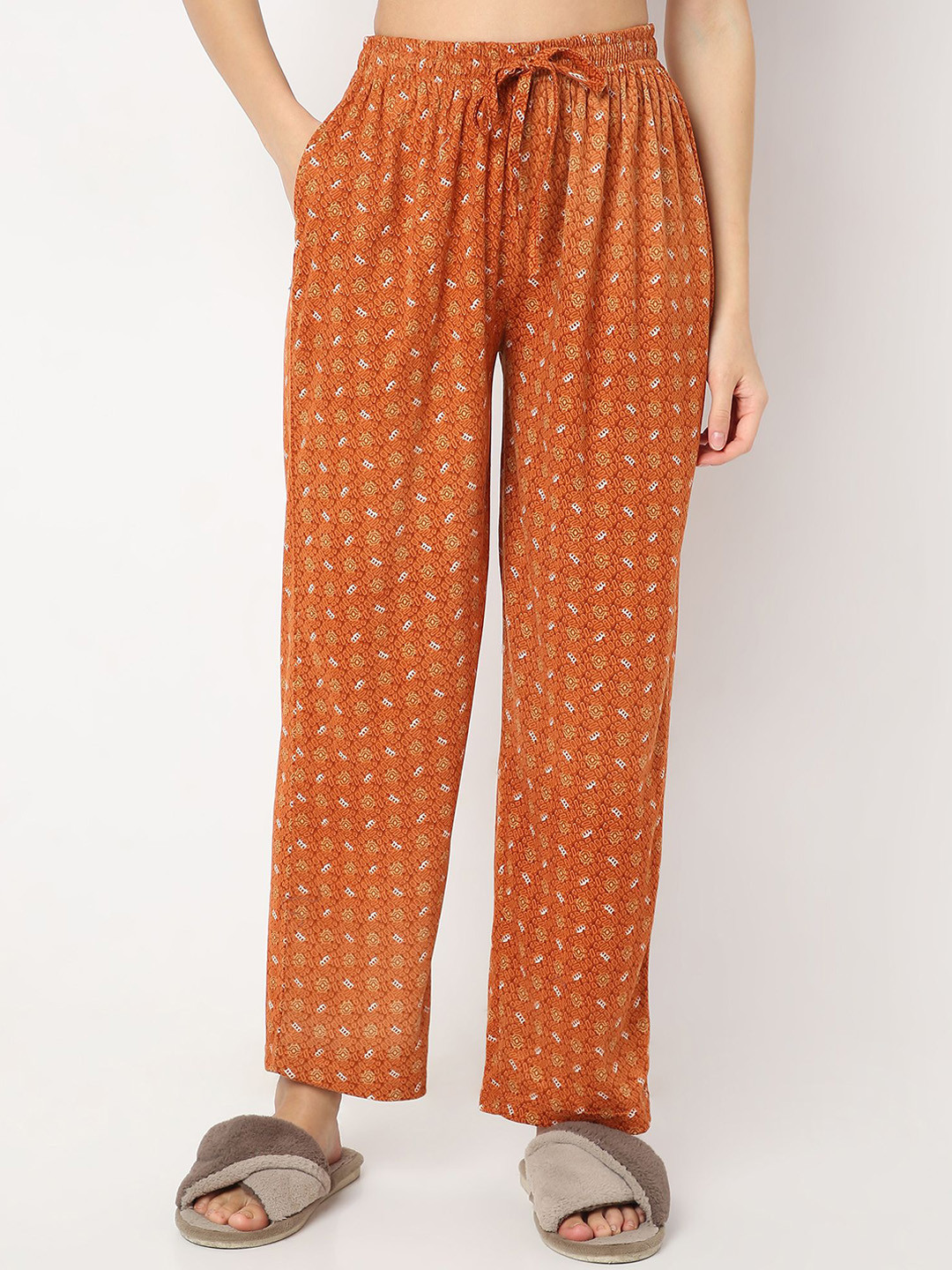 Smarty Pants Women Printed Mid-Rise Cotton Lounge Pants