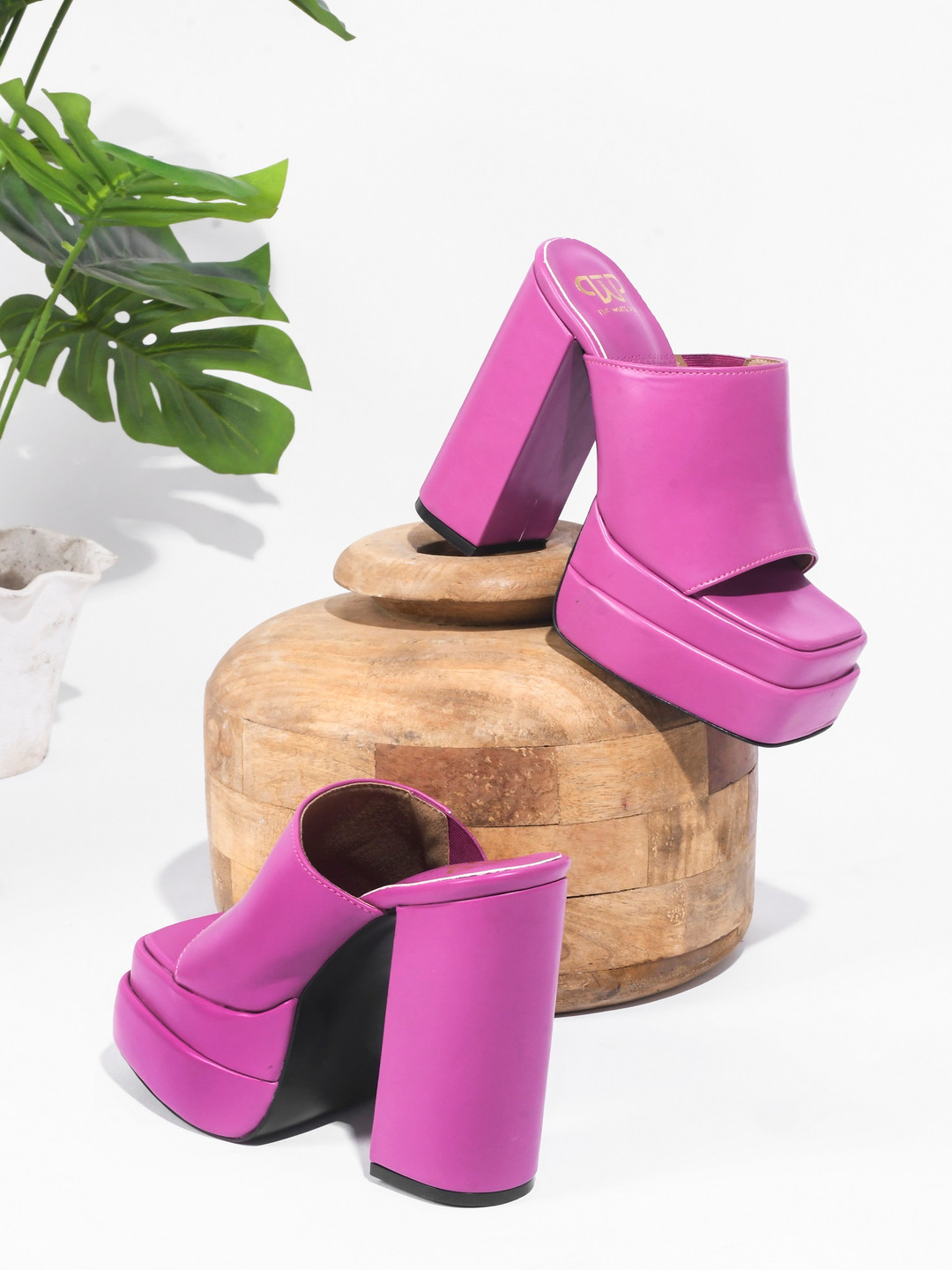 THE WHITE POLE Women Square Toe Block Heeled Sandals