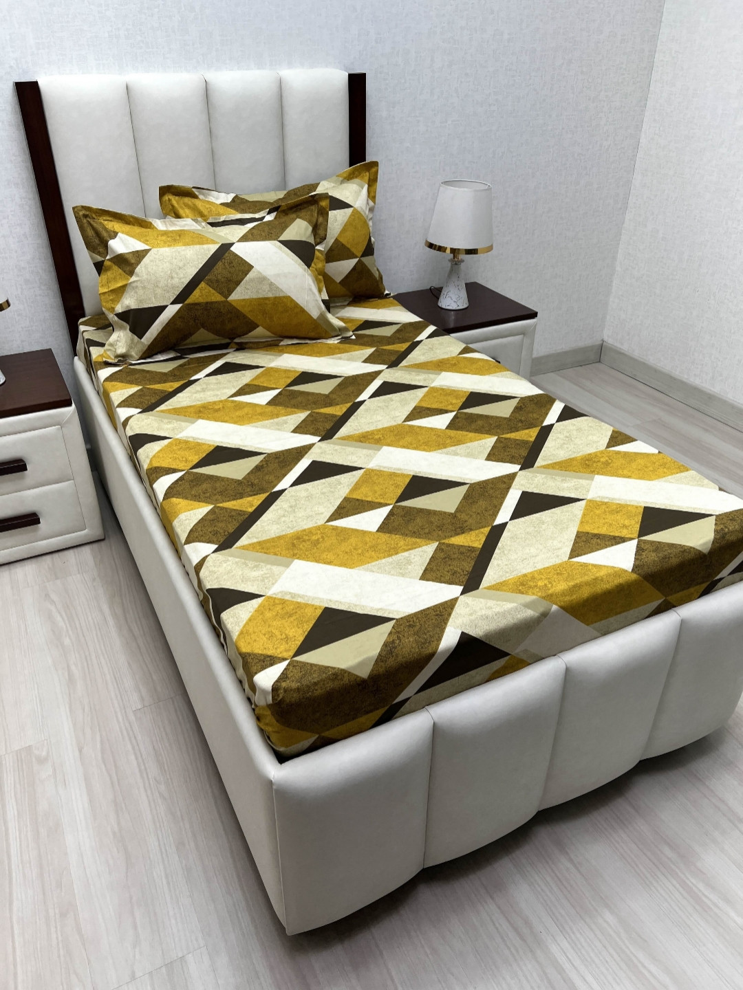 Pure Decor Yellow Geometric Pure Cotton 220 TC Single Fine Bedsheet with 2 Pillow Covers-68 x 93 inches