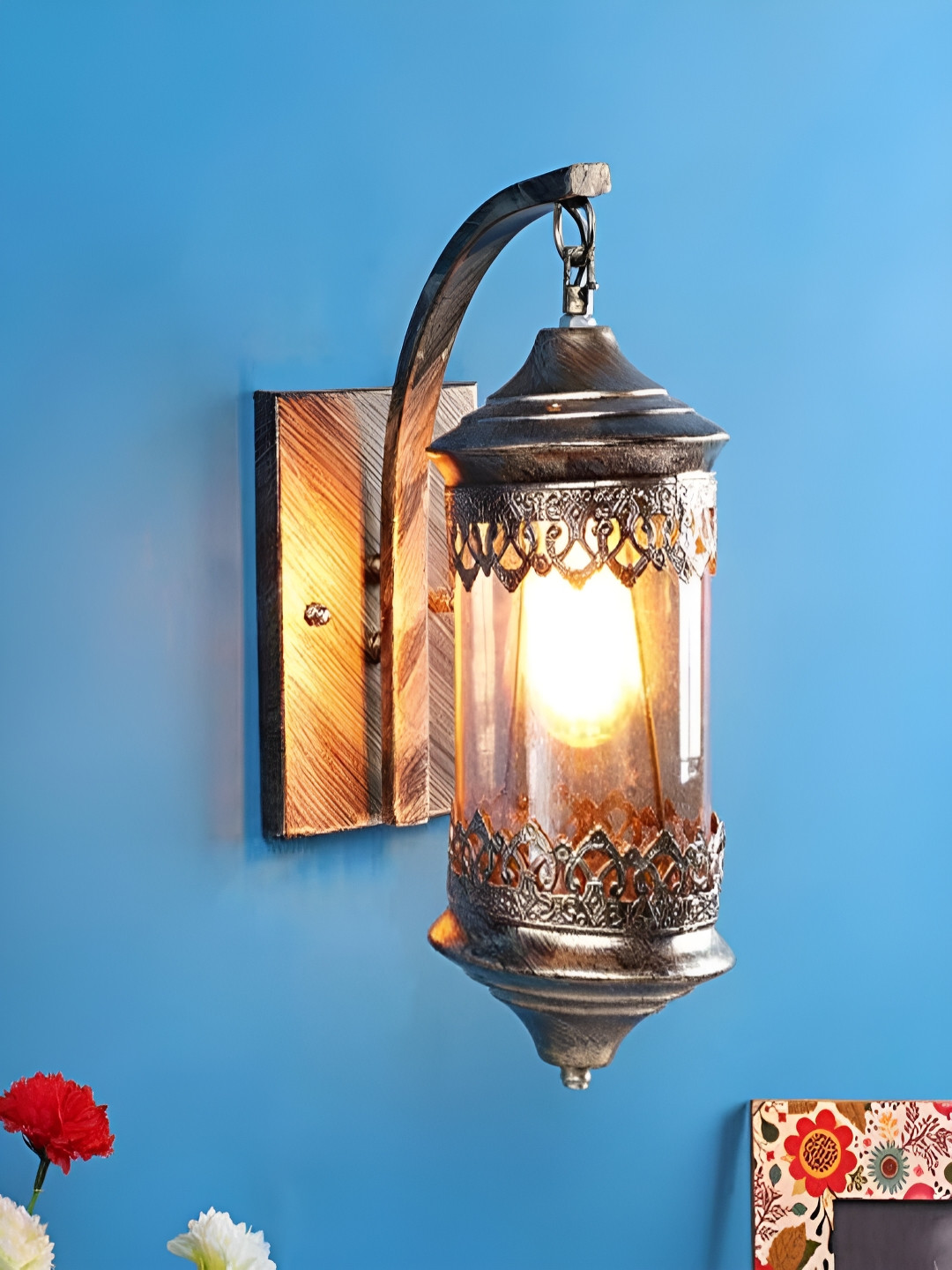 GAUVIK Black & Transparent Textured Metal Cylinder Shaped Wall Lamp