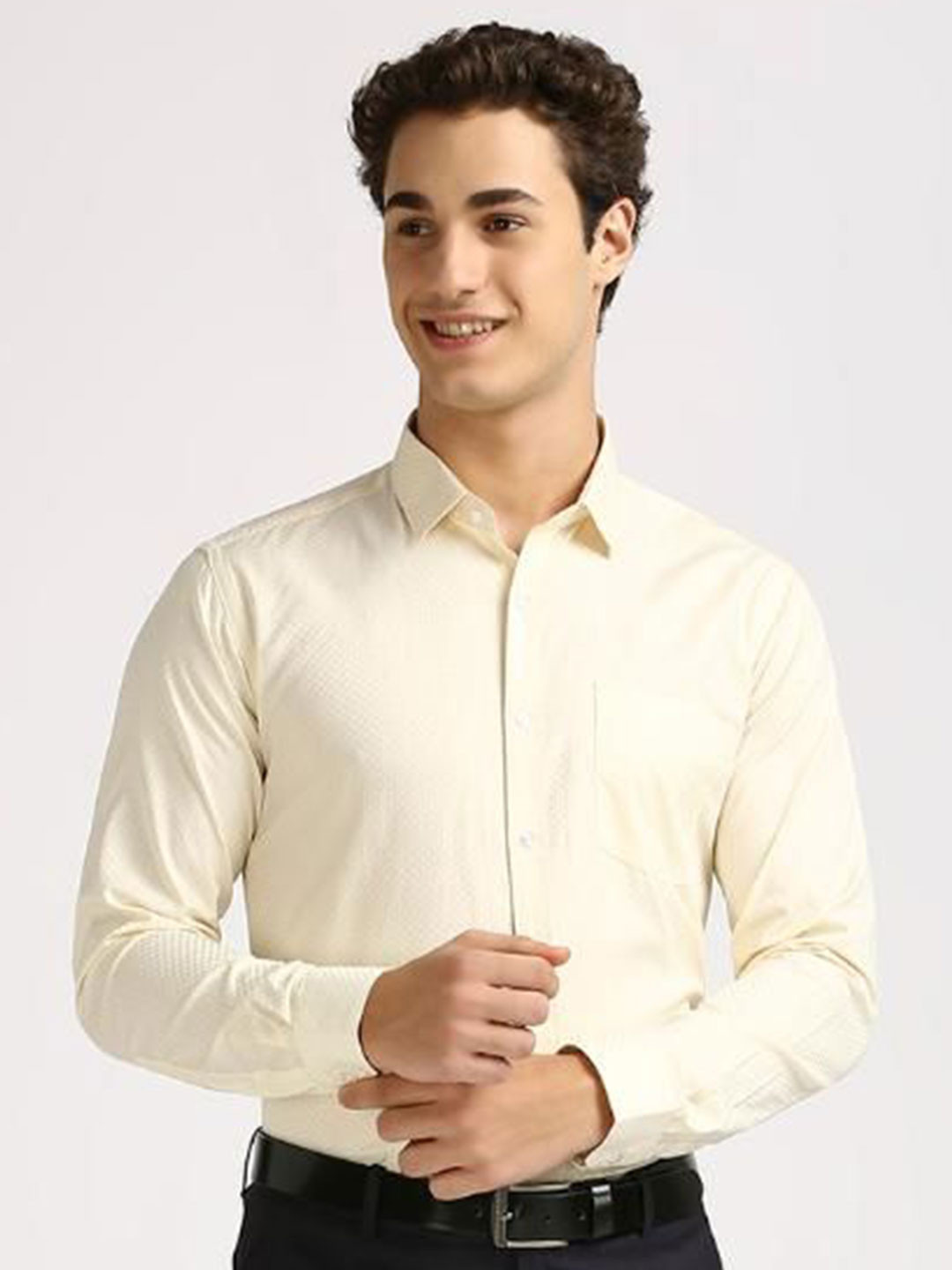 KOMPANION Men Opaque Casual Shirt