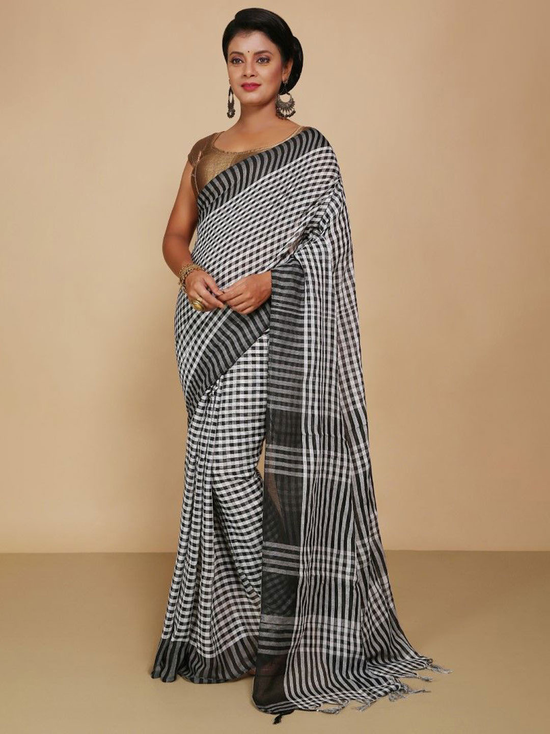 BENGAL HANDLOOM Checked Art Silk Taant Saree