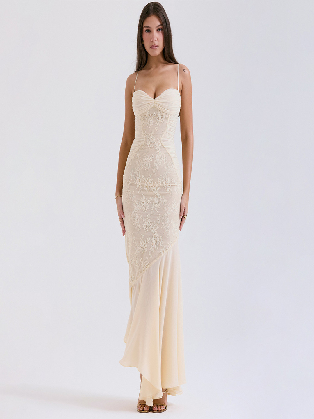 bebe Off-White Ruched Lace Sweetheart Neck Asymmetric Hem Maxi Dress