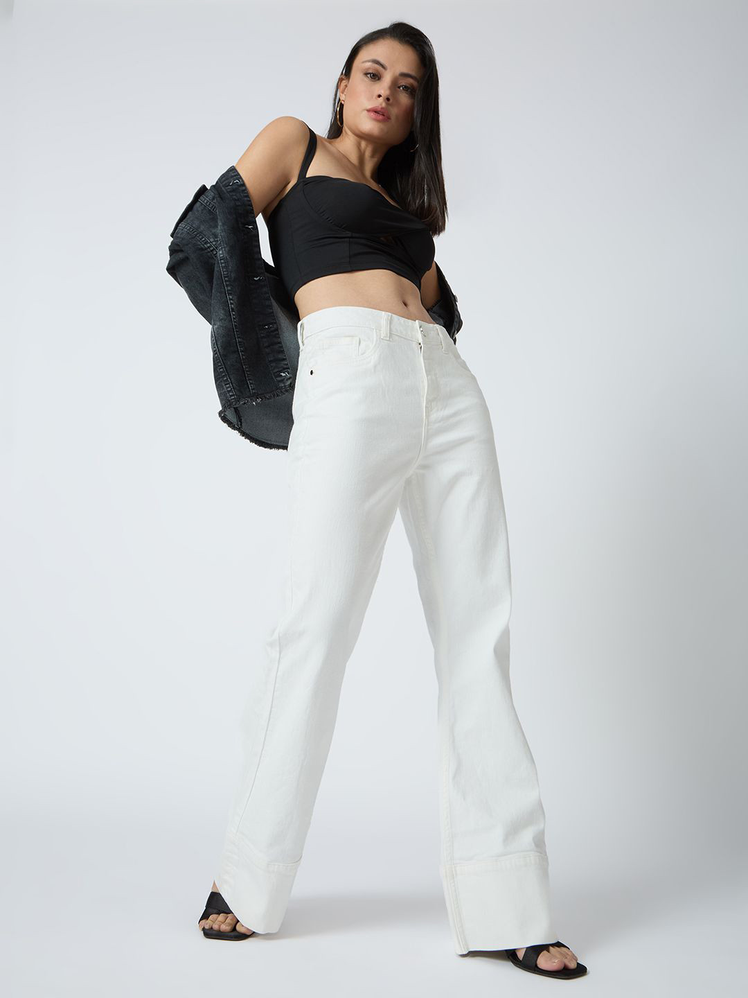 Globus Cotton Stretch Solid Mid-Rise Wide Bottom Hem Bootcut Jeans