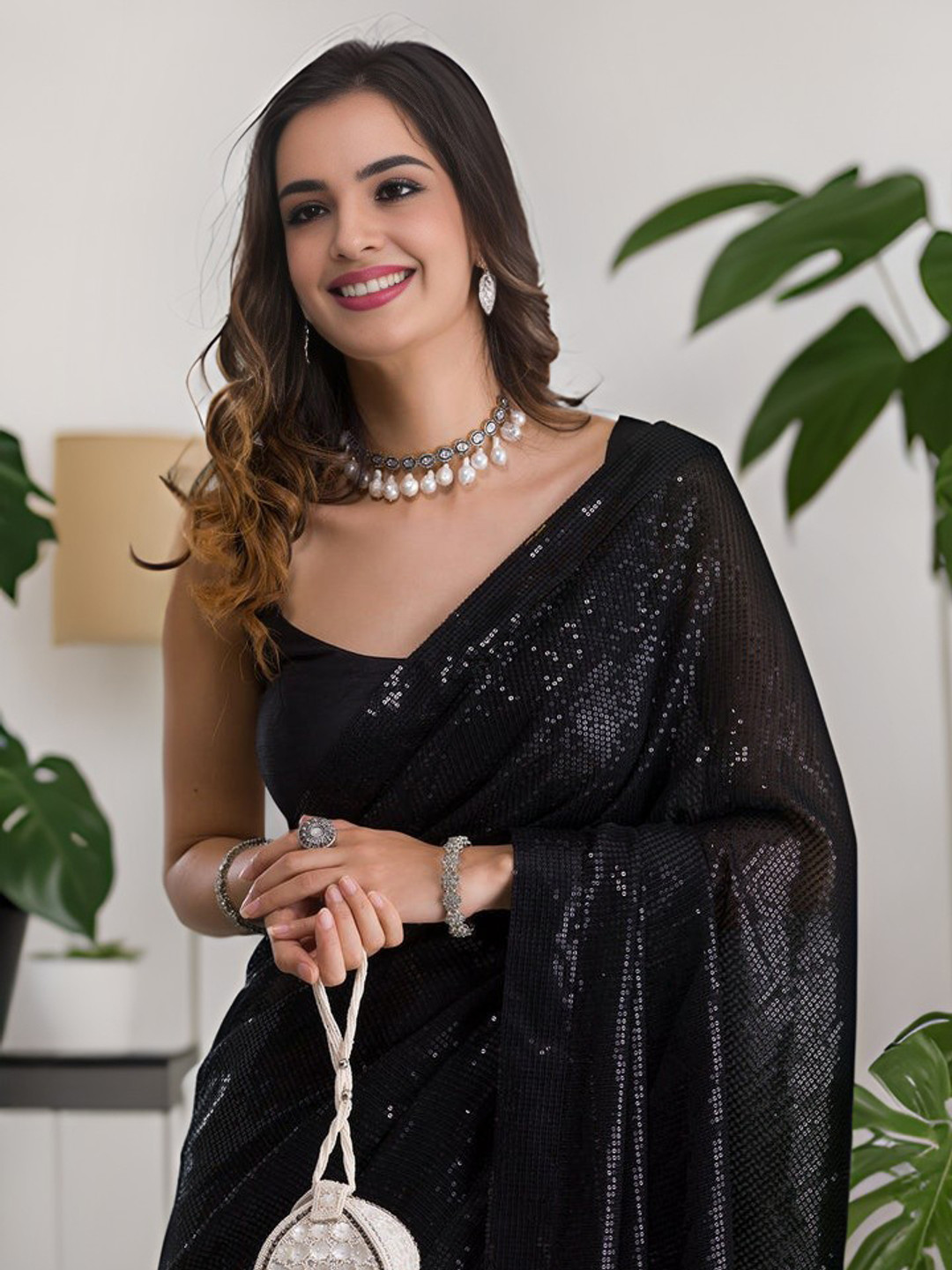 MADHUR HAND WORK ART Embellished Sequinned Poly Georgette Saree