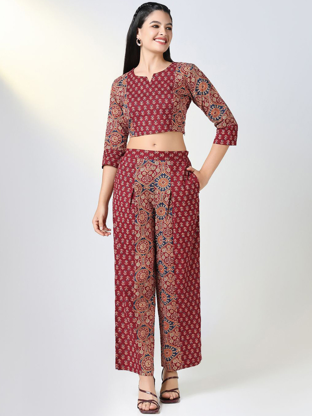 SHOWOFF Floral Printed Notch Neck Crop Top And Trouser