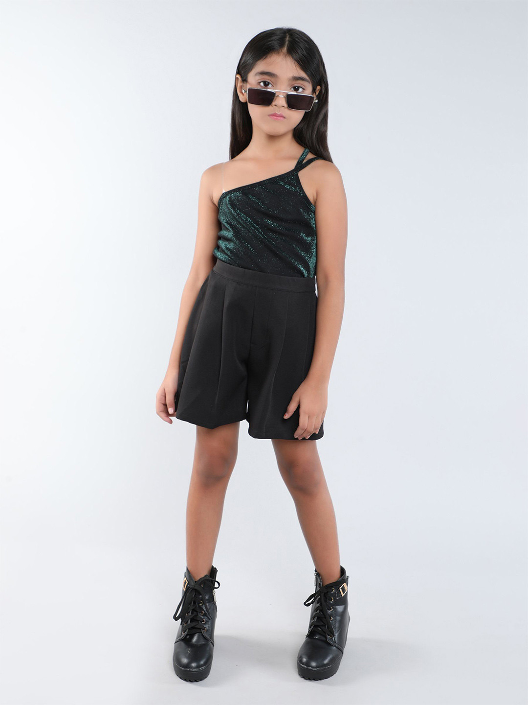 taffykids Girls One Shoulder Crop Top With Shorts