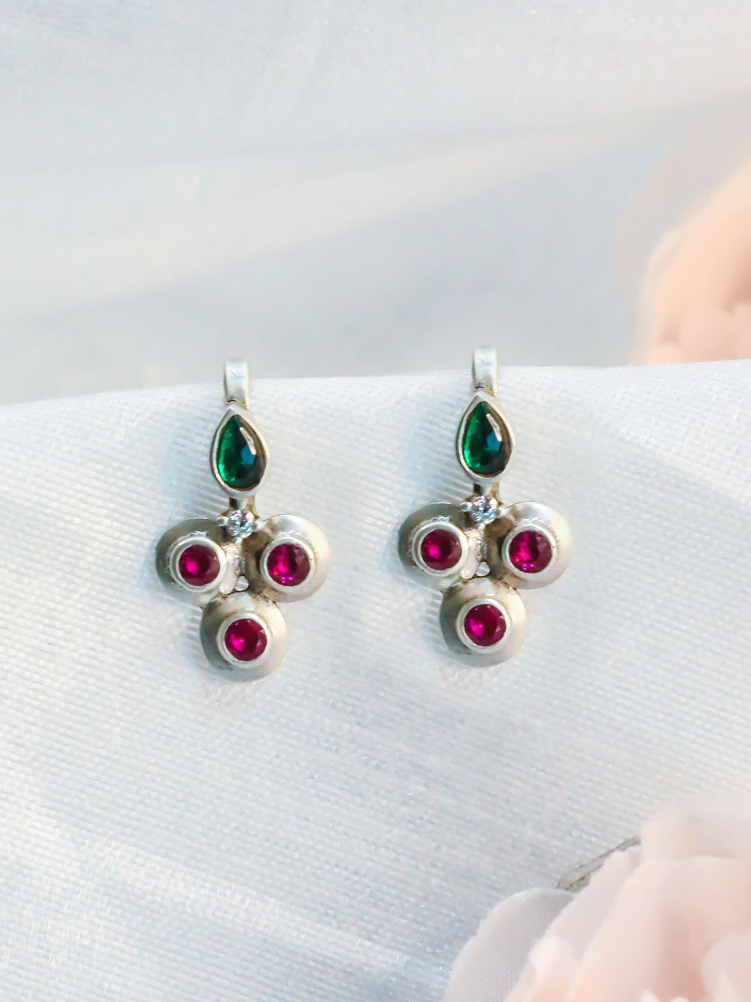 Unniyarcha 92.5 Silver Bugadi Stone Studded Contemporary Studs