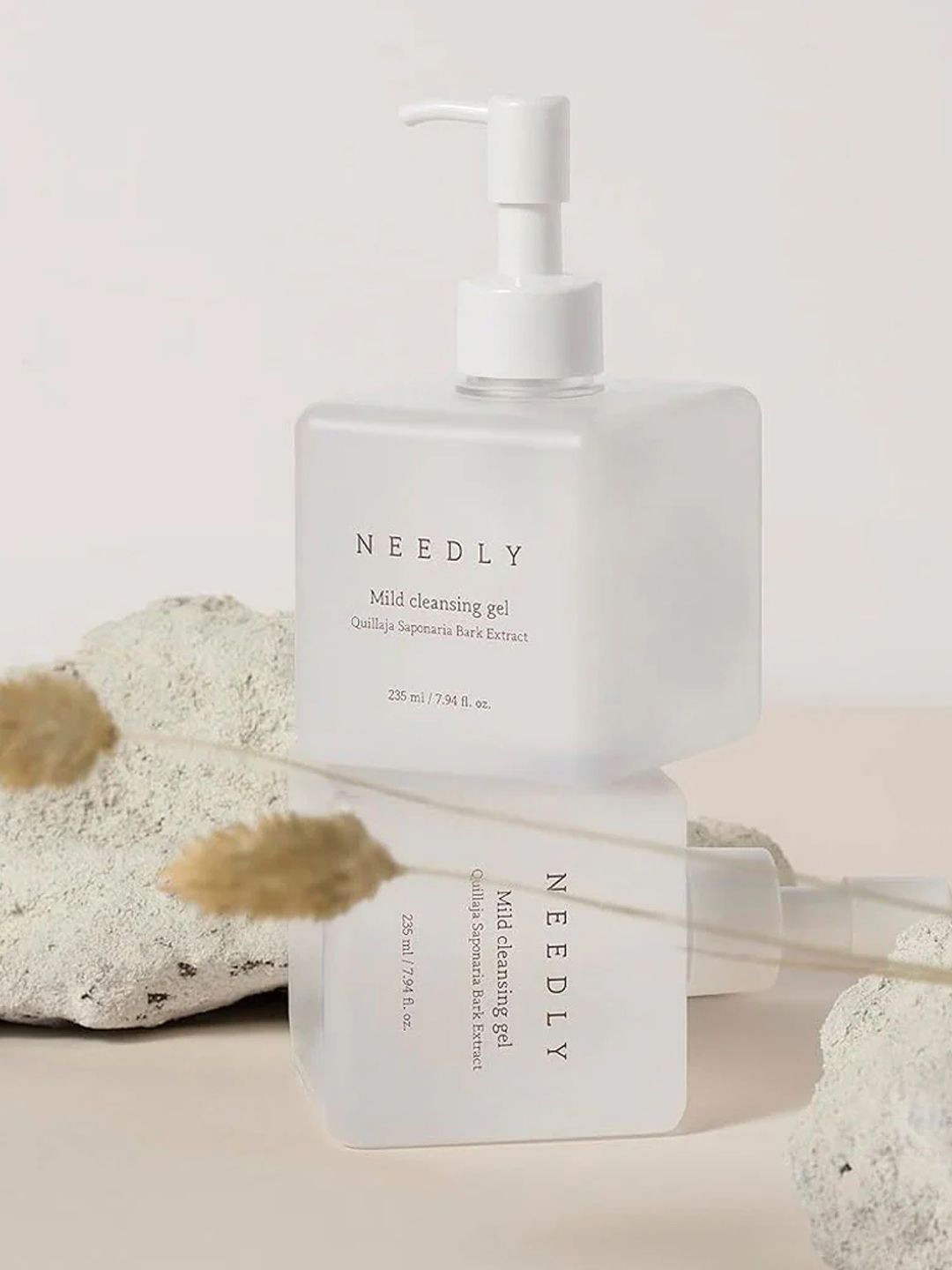 Needly Mild Cleansing Gel With Hyaluronic Acid - 235 ml