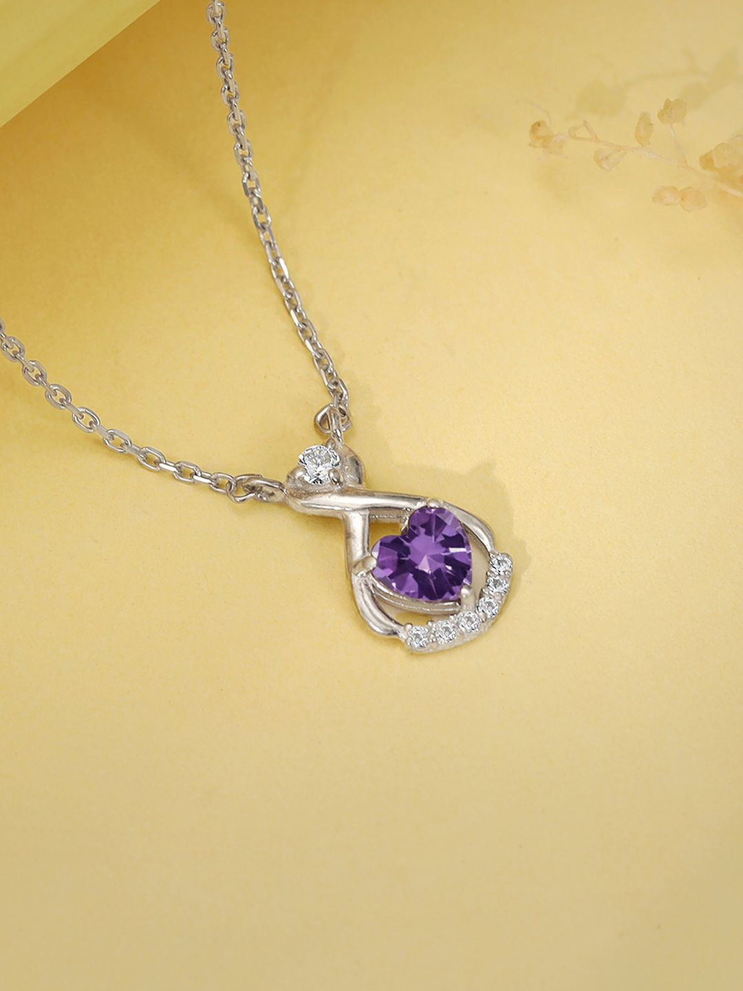 GIVA 925 Silver Perennial Love Artificial Stones Pendant With Link Chain