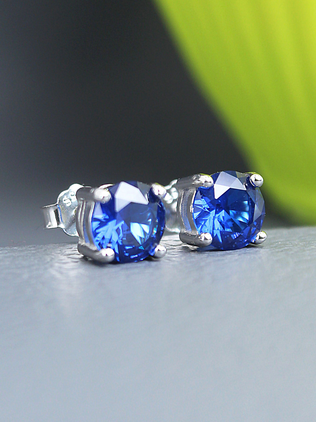 DEVASHREE 925 Silver Blue Sapphire CZ Rhodium-Plated Cubic Zirconia Contemporary Studs