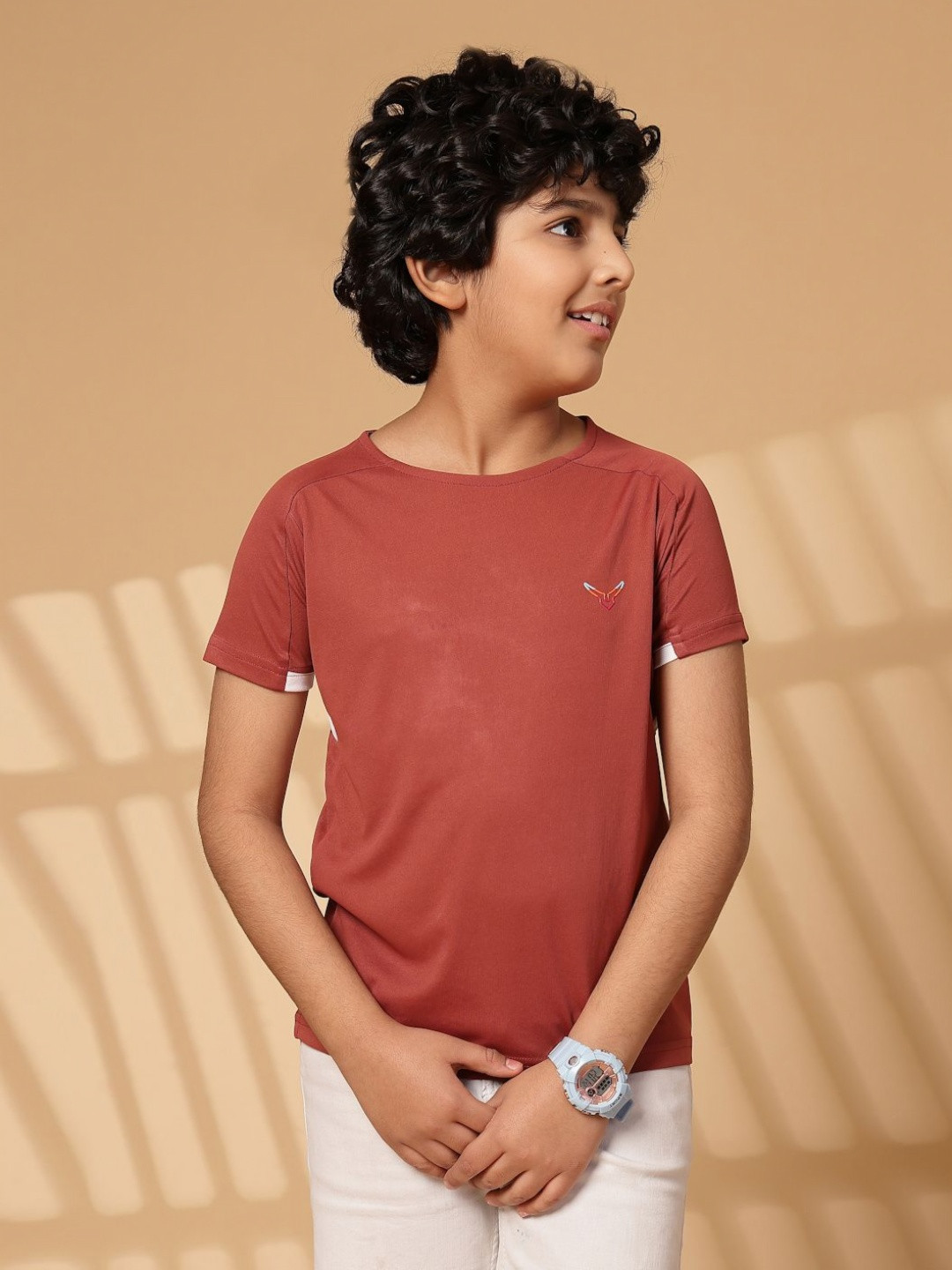 Invincible Boys Solid Round Neck T-shirt