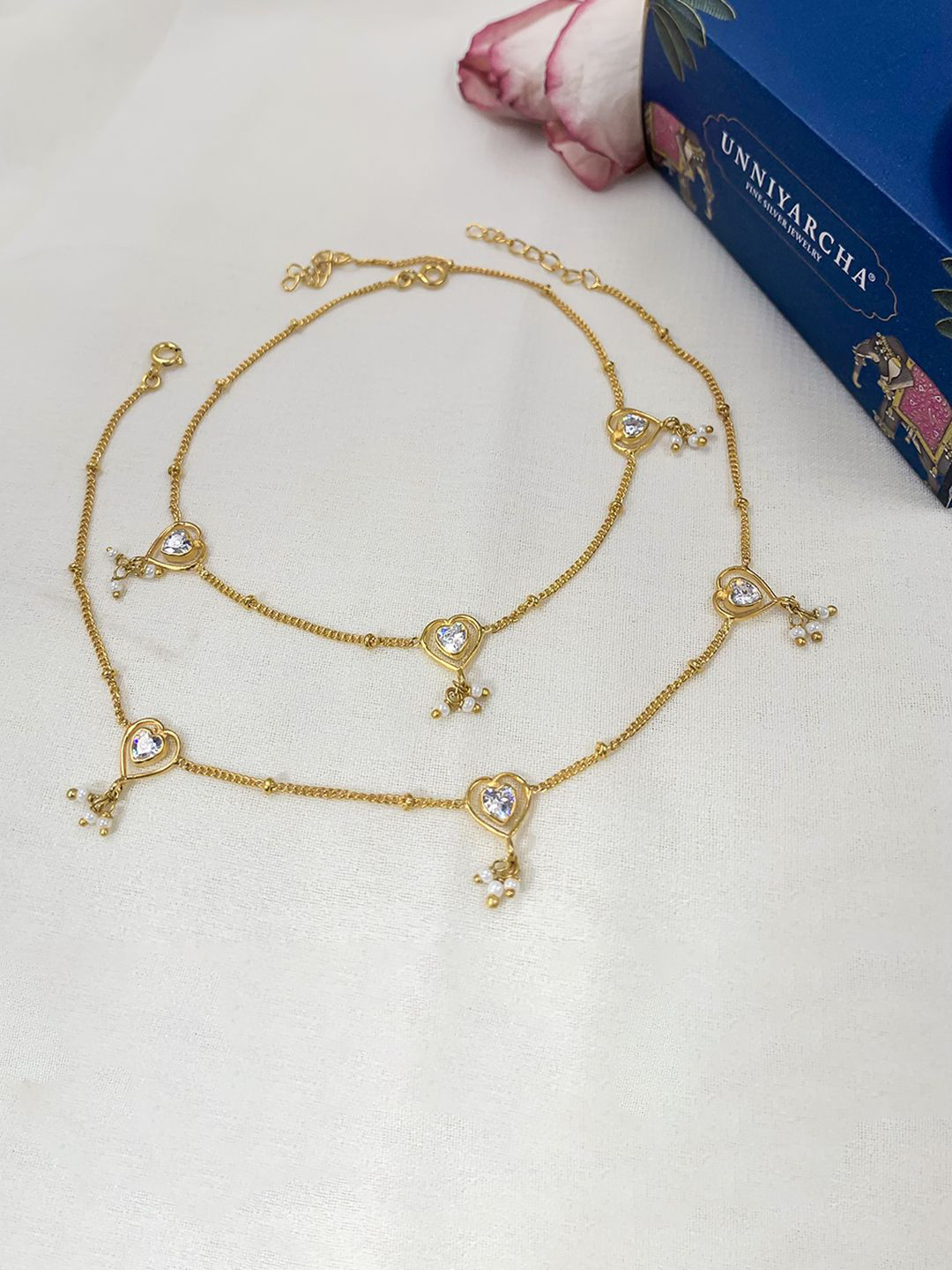 Unniyarcha 92.5 Silver Cupid's love Set Of 2 Silver Gold-Plated Anklet