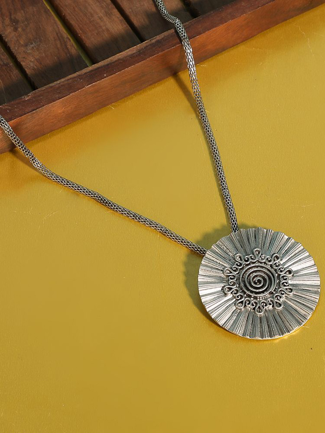 Anouk Silver-Plated Minimal Oxidised Spiral Necklace