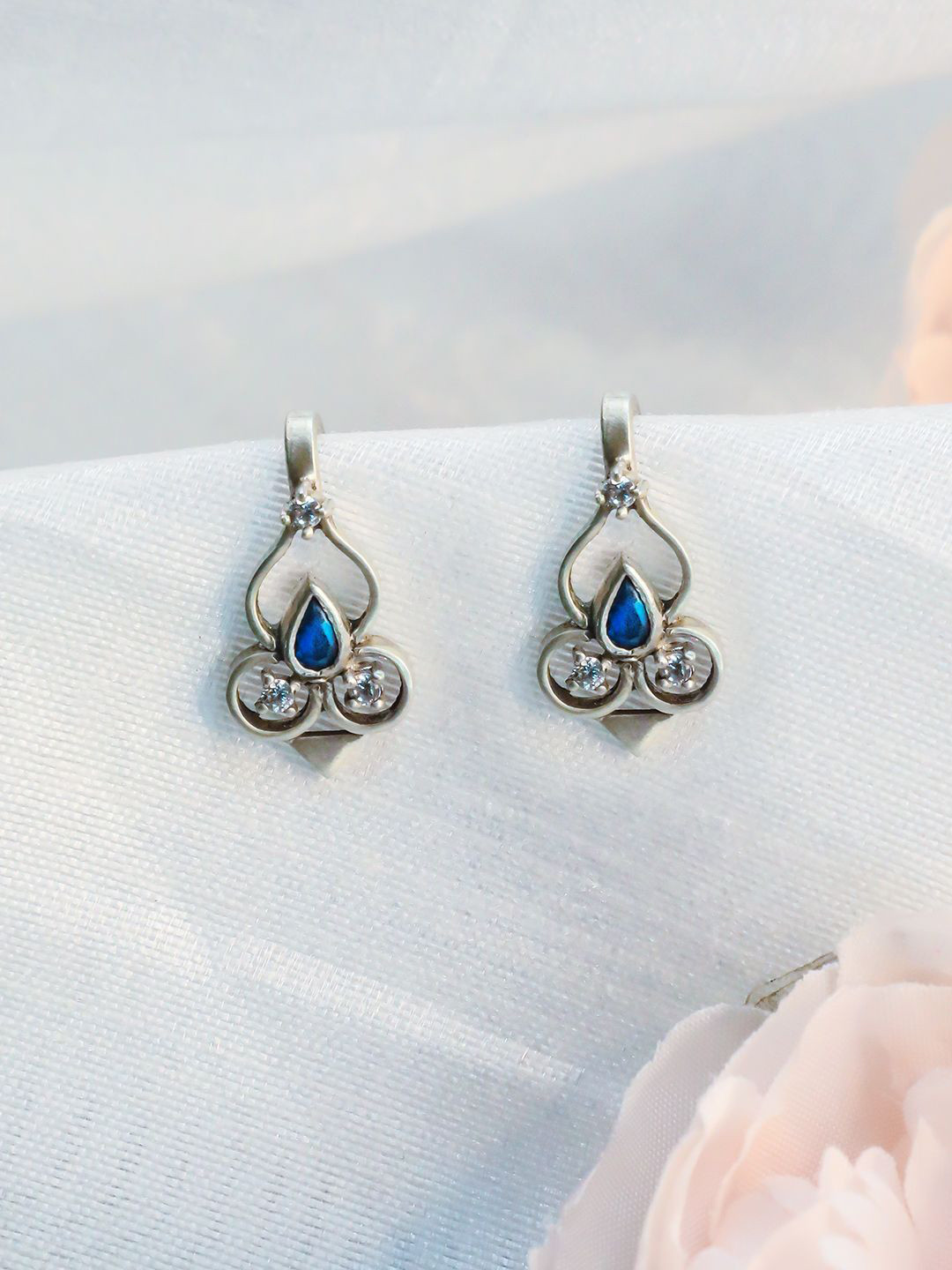 Unniyarcha 92.5 Silver Bugadi Stone Studded Contemporary Studs