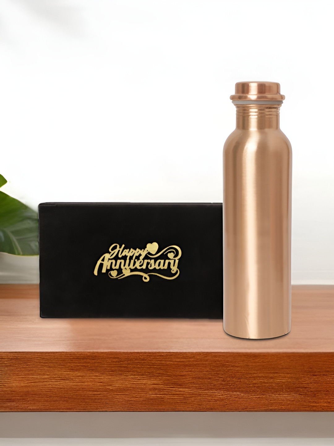INTERNATIONAL GIFT Set Of 2 950 Ml Water Bottle With Velvet Box Gift Set