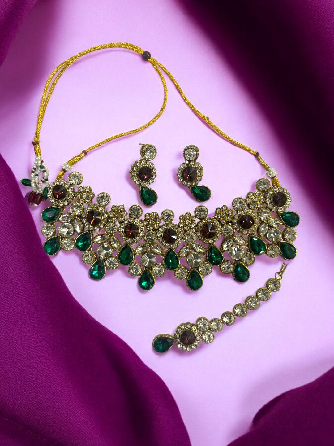 Saree Swarg Brass-Plated Artificial Stones Studded Jewellery Set