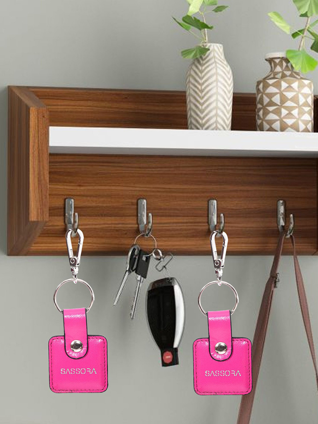 Sassora Set Of 2 Printed Square Shape Genuine Leather Key Chains