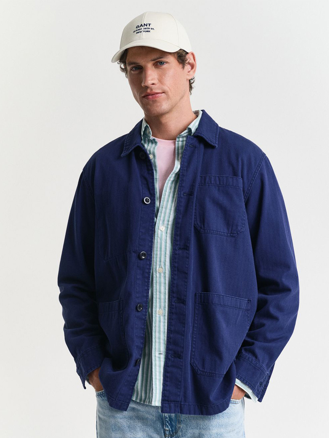 GANT Men Relaxed Fit Herringbone Cotton Oversized Shirt