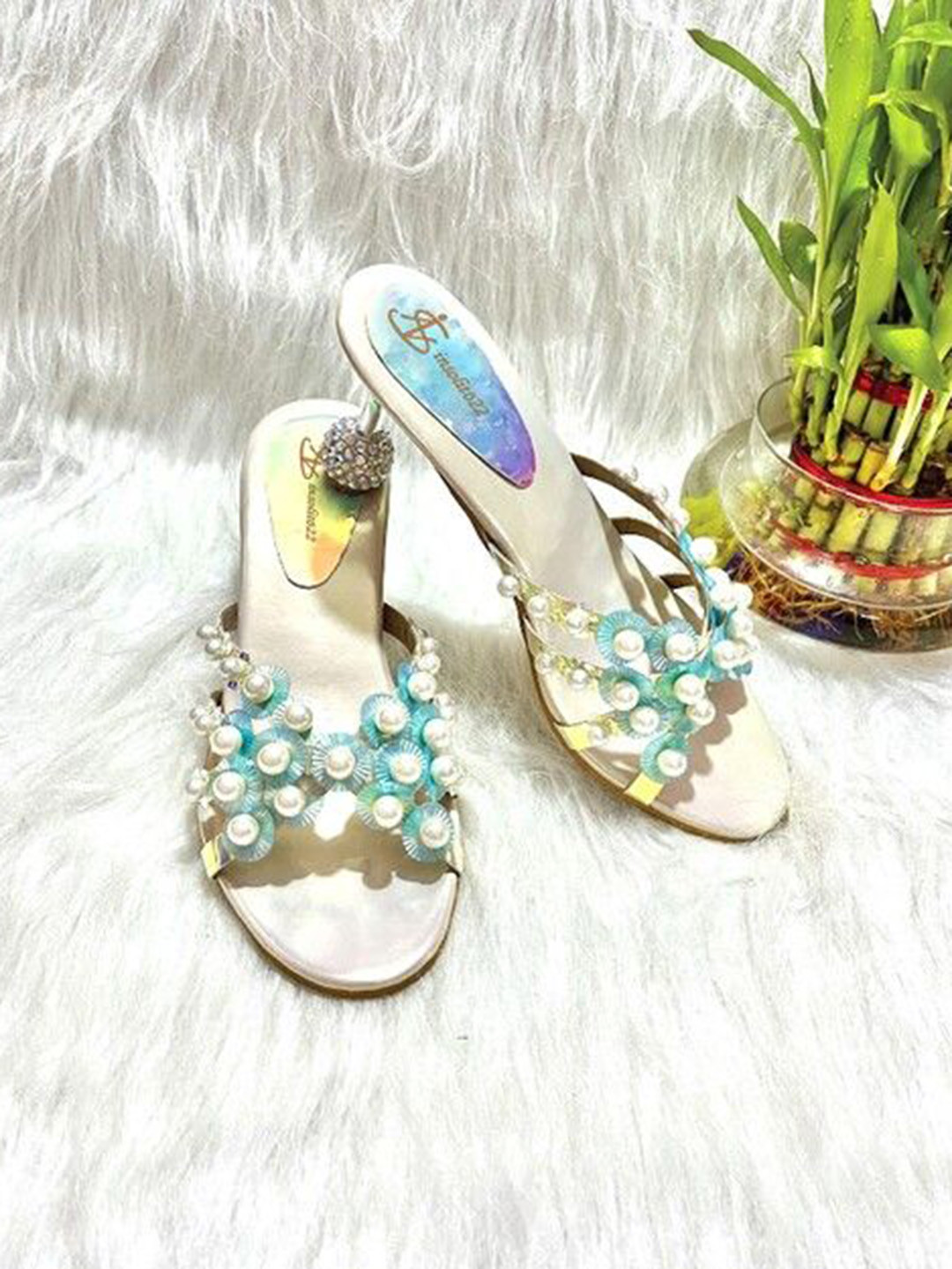 Insolito22 Women Kitten Heels with Bows