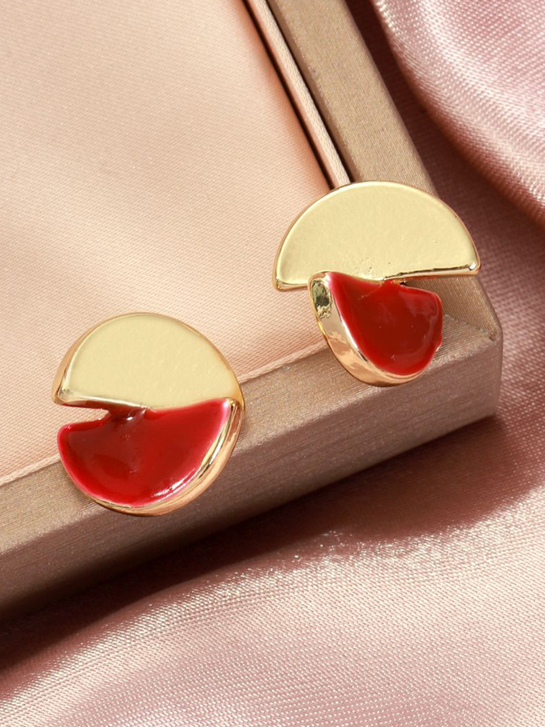 SALTY Valentines Day Vintage Rouge Contemporary Studs Earrings