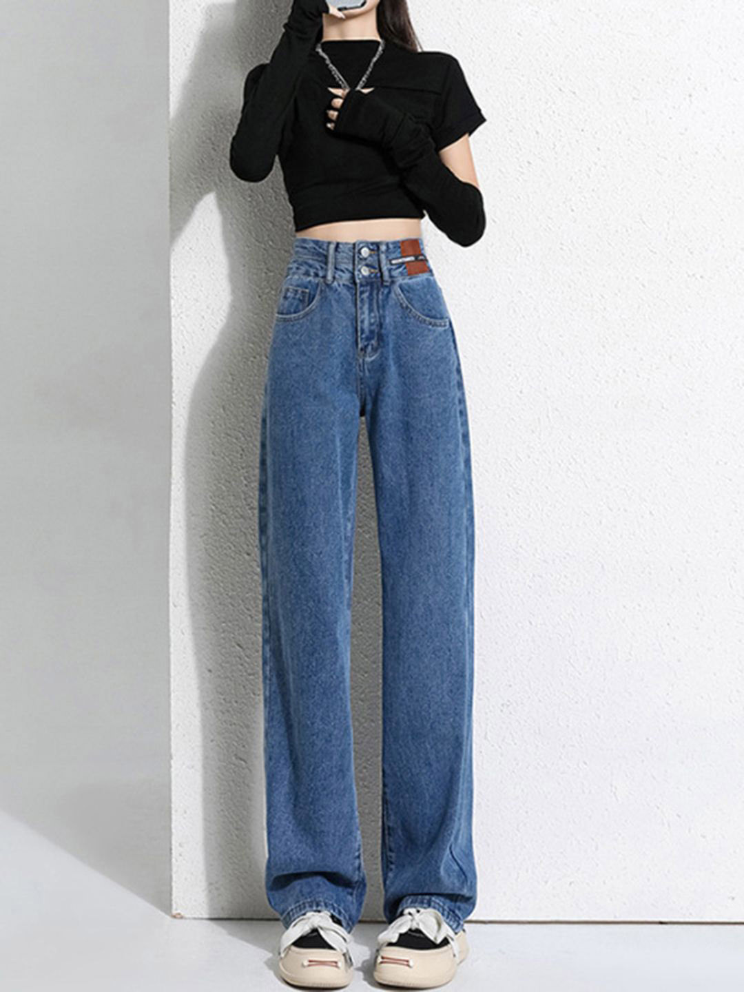 bebe Women Cotton Straight Fit High-Rise Heavy Fade Jeans