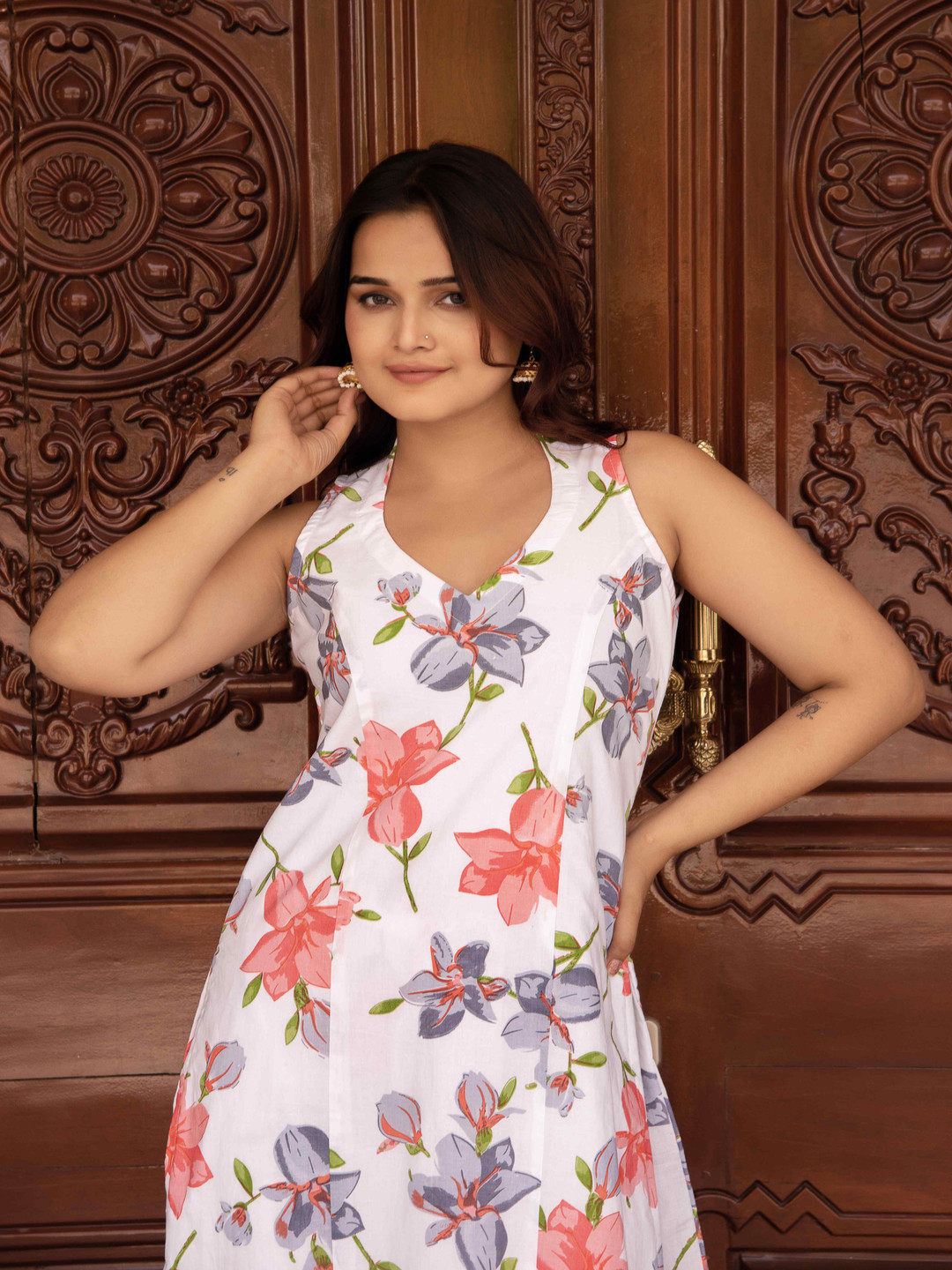 Pomcha KAPAAS Floral Printed Sweetheart Neck Pure Cotton Tunic And Palazzos