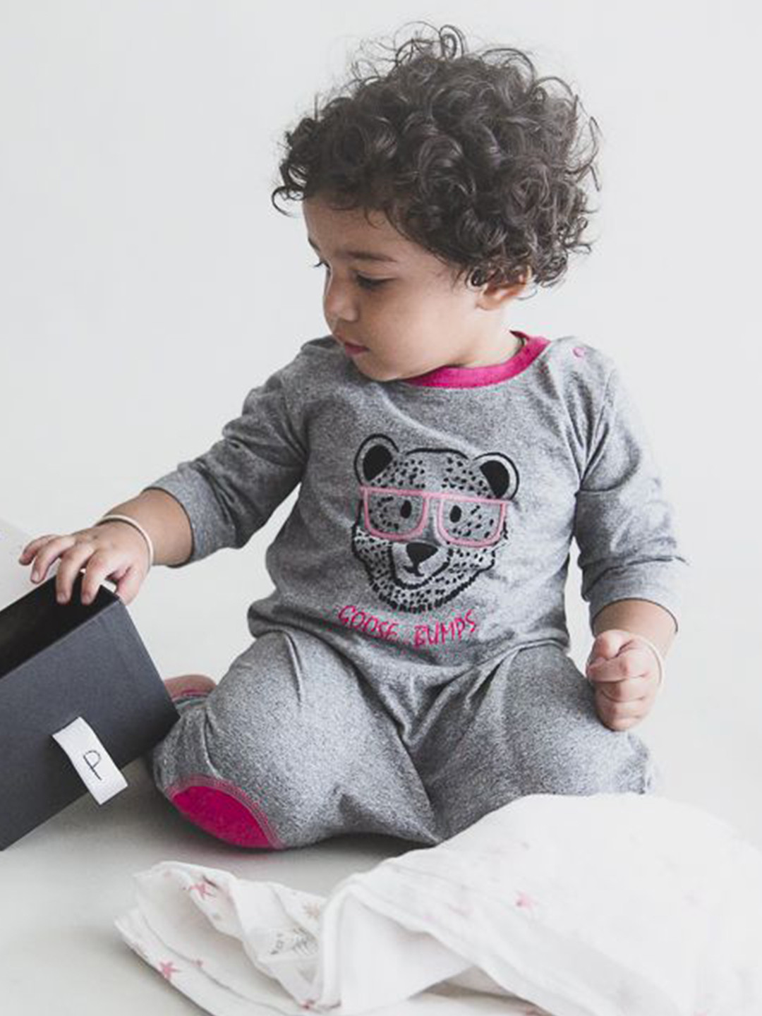 Piccolo Piglet Kids Pure Cotton Goosebump Romper