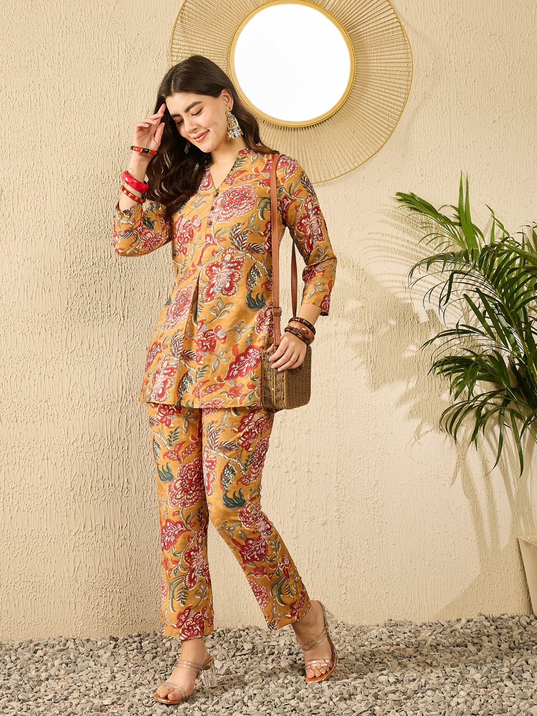 AHIKA Floral Printed V-Neck Inverted Box Pleat Tunci With Trousers