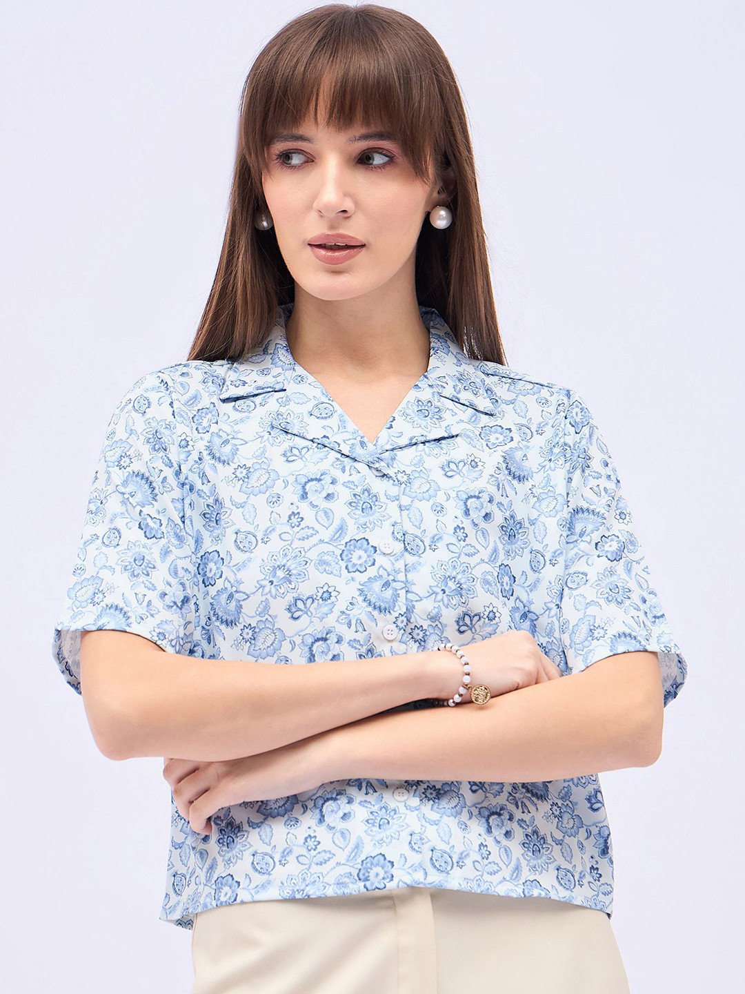 DressBerry Floral Printed Short Sleeves Shirt Style Crop Top