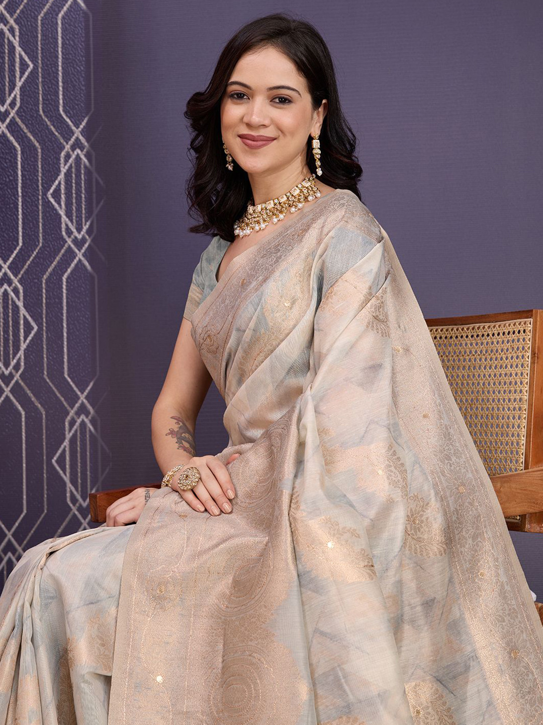 Mitera Woven Design Zari Silk Cotton Saree With Blouse Piece