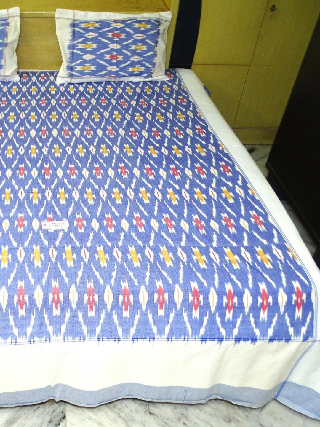 SR HANDLOOMS AND TEXTILES Blue Ethnic Motifs Pure Cotton 250 TC Queen Fine Bedsheet with 2 Pillow Covers-90 x 108 inches