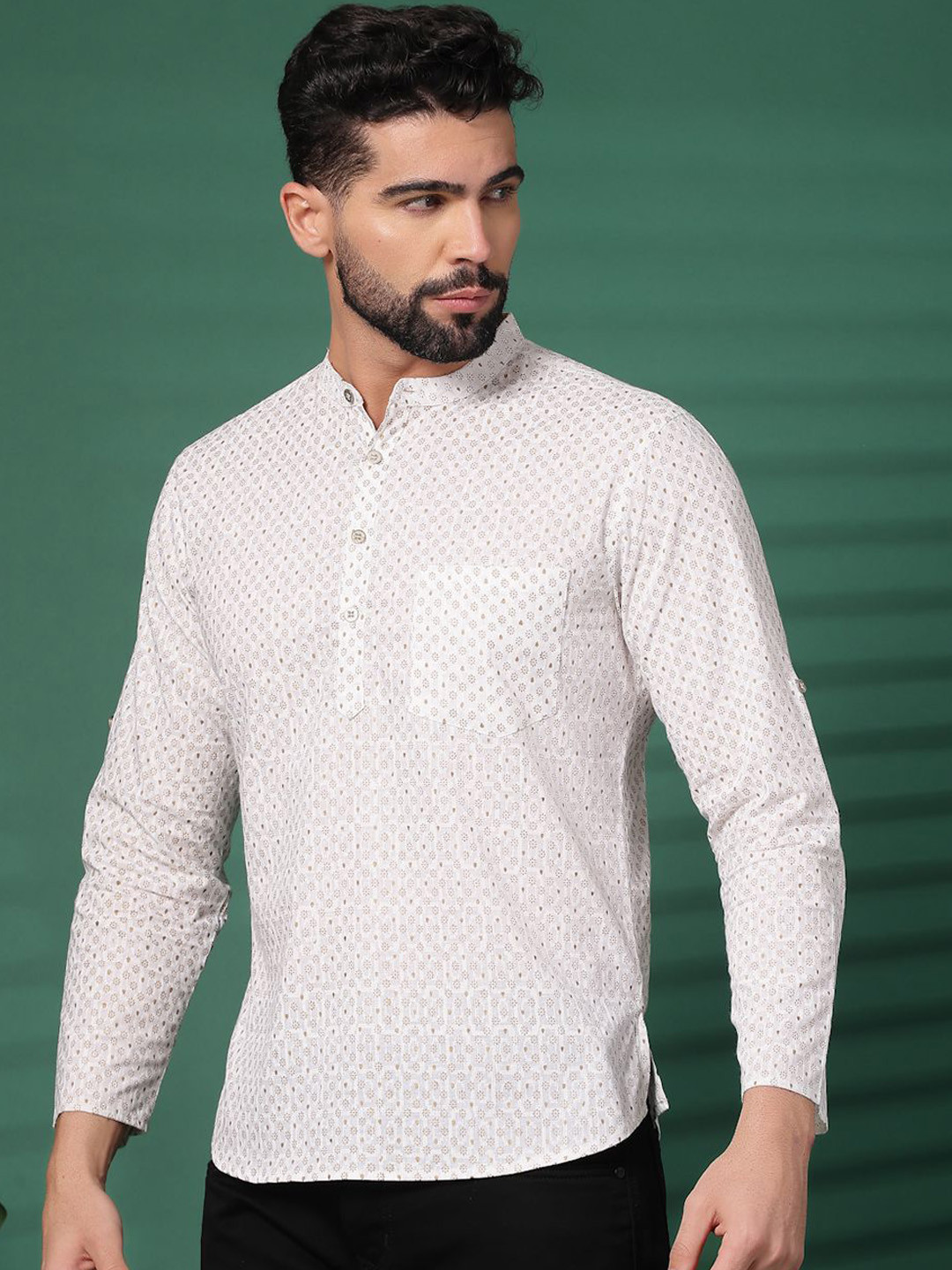 Sangria White Floral Printed Mandarin Collar Cotton Short Kurta