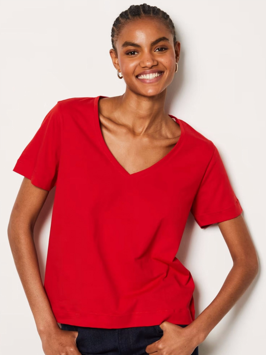 COLOR CAPITAL Women Solid V-Neck Relaxed Fit T-shirt