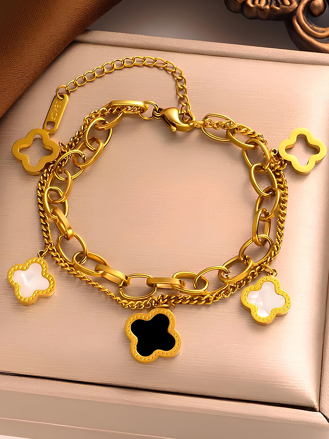 KARISHMA KREATIONS Stainless Steel Gold-Plated Anti-Tarnish 4 Leaf Clover Flower Bracelet