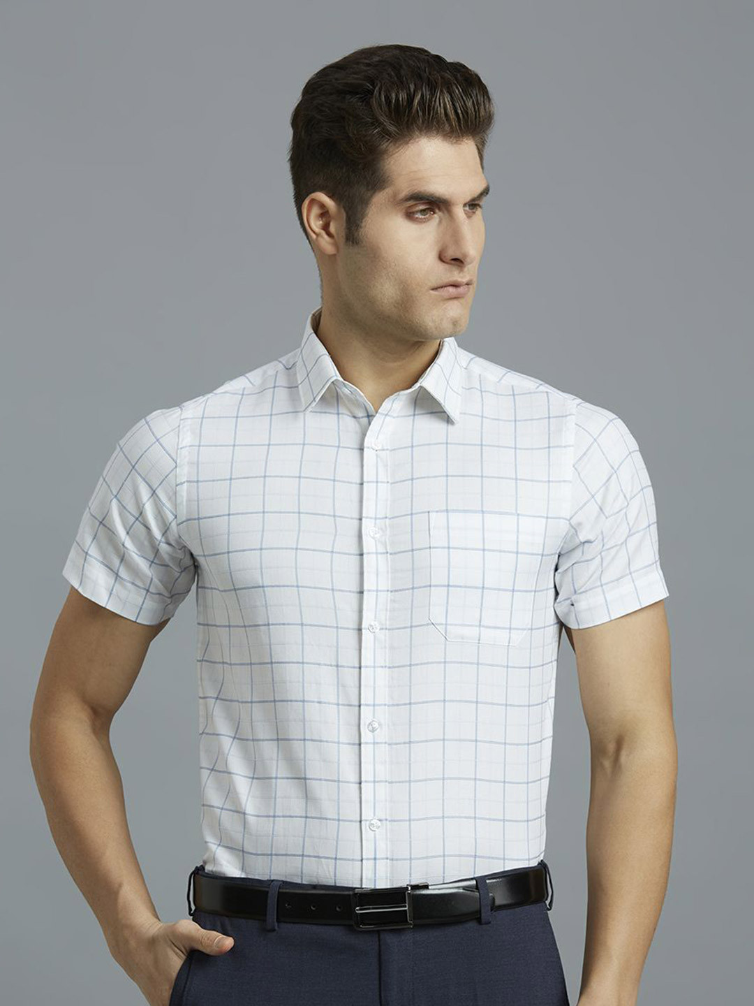 Reid & Taylor Men India Slim Fit Spread Collar Windowpane Checked Cotton Formal Shirt