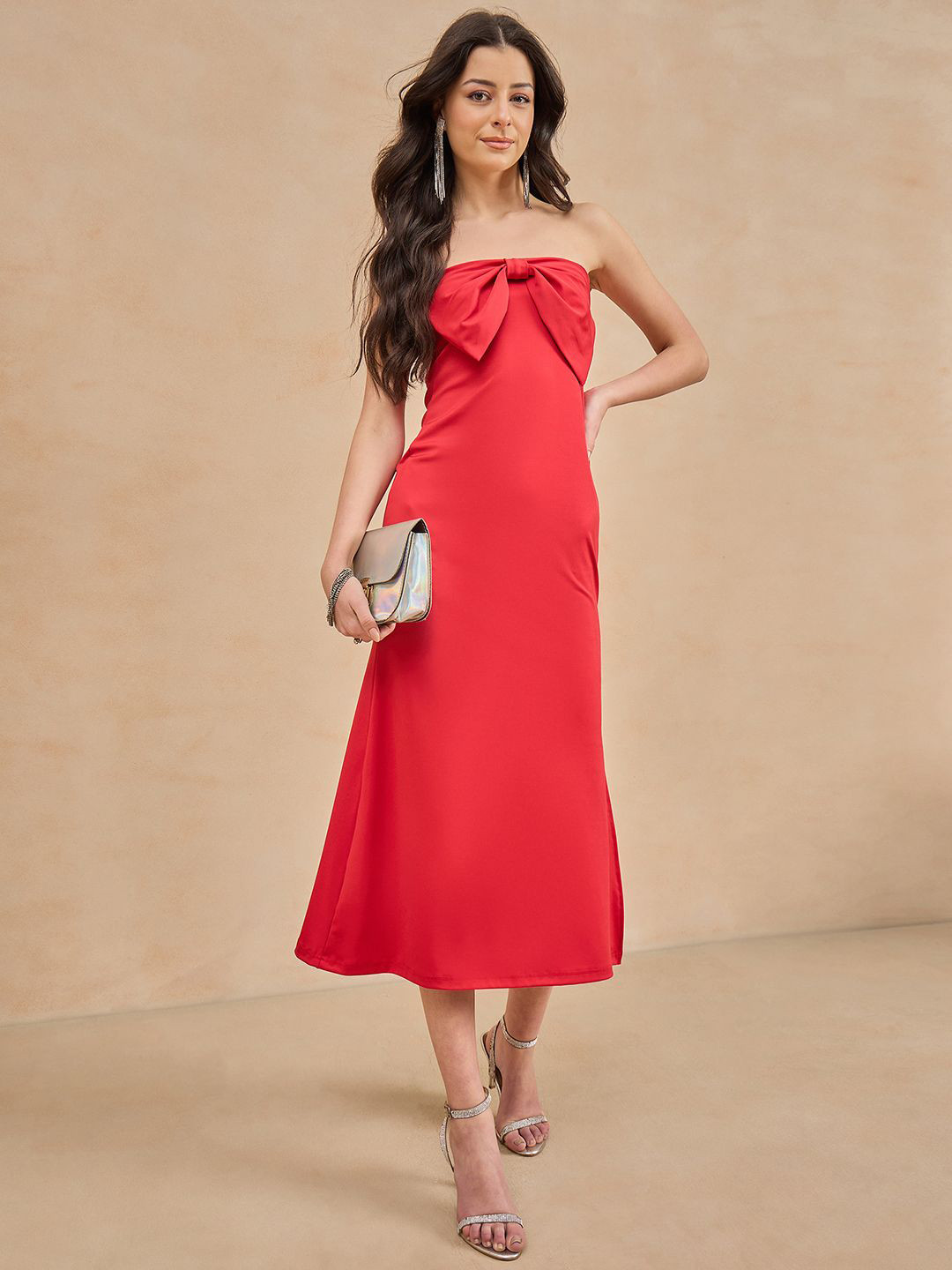 COLOR CAPITAL Solid  Off-Shoulder A-Line Midi Dress