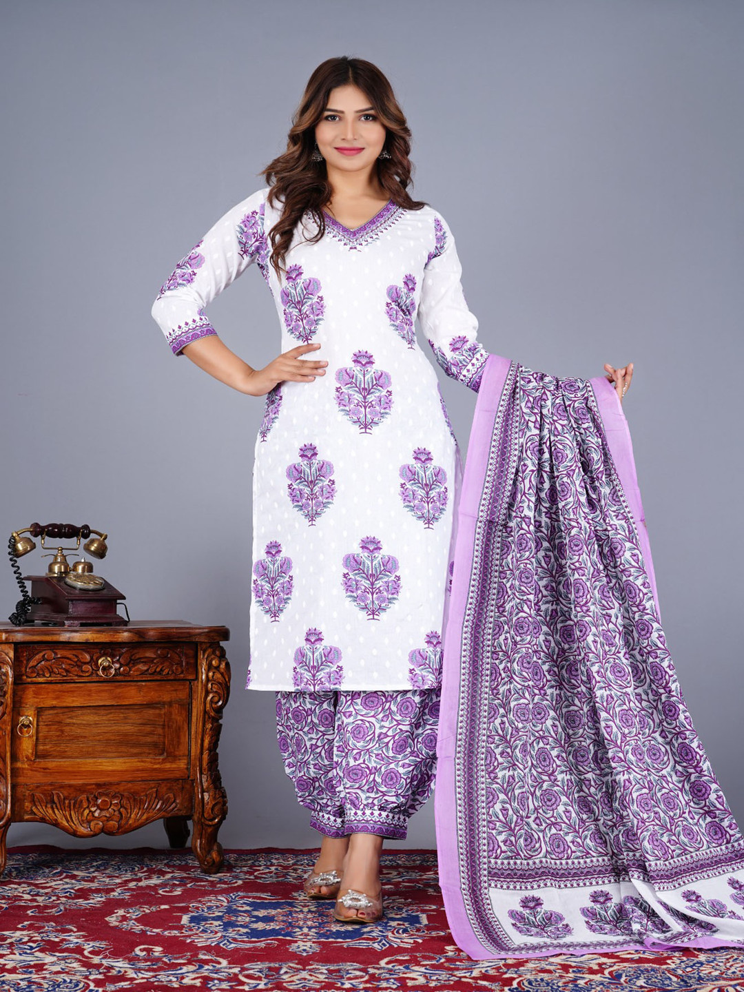 L.H HANDICRAFTS Floral Printed V-Neck Pure Cotton Straight Kurta With Salwar And Dupatta