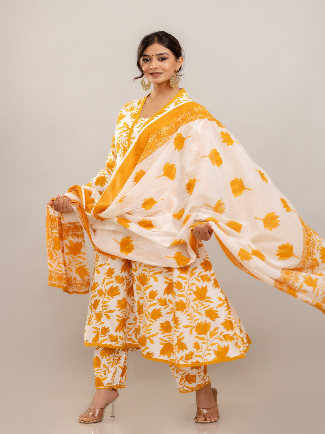GEKHA Floral Printed V-Neck Pure Cotton Anarkali Kurta With Trousers And Dupatta