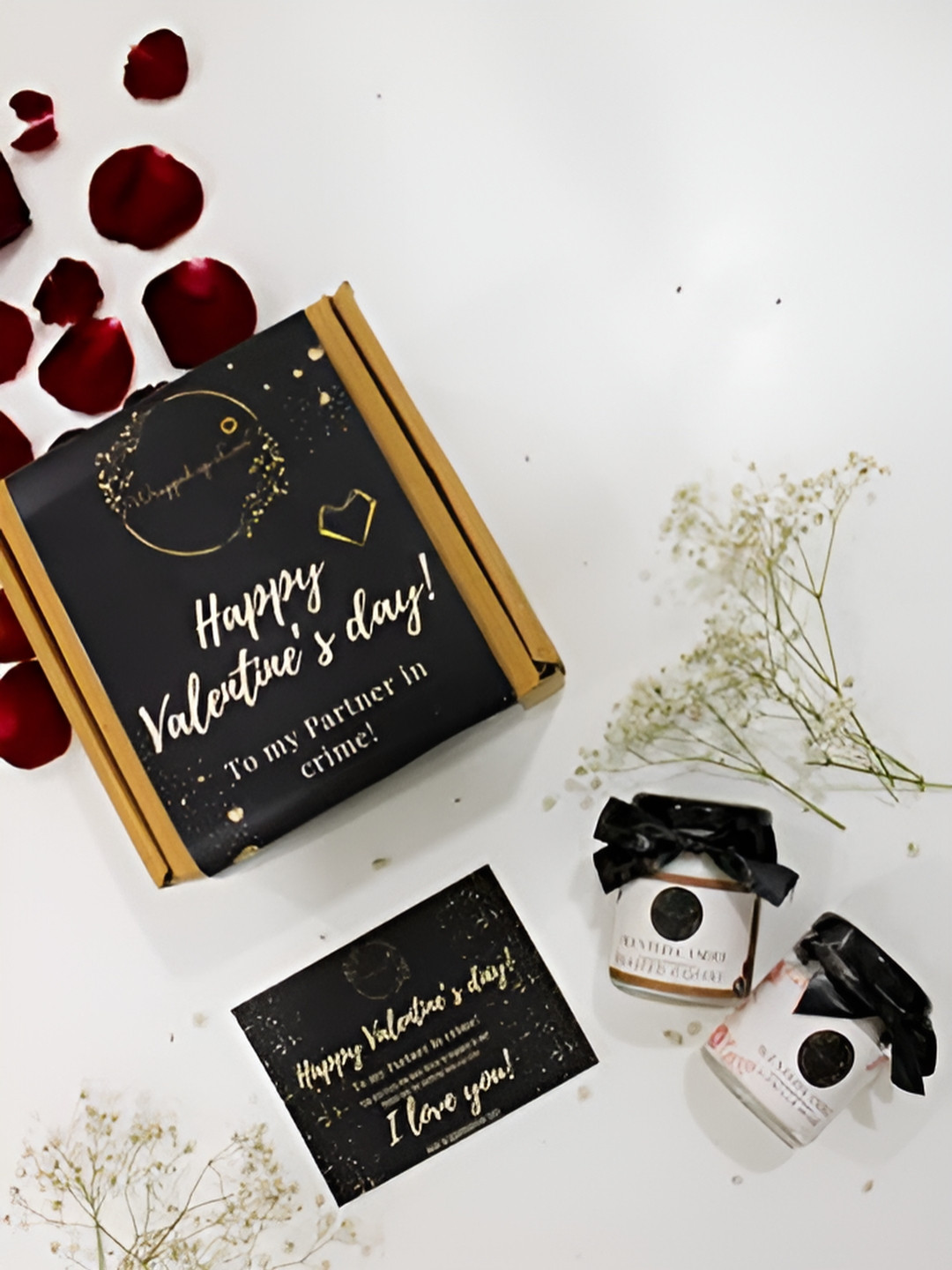 Wrapped up Love Valentine's Day Gifting Set 2Pcs Roasted Coffee and Vanilla Musk Jar Candles