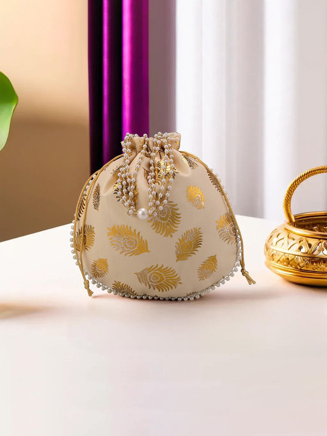 Kuber Industries Printed Silk Potli Clutch